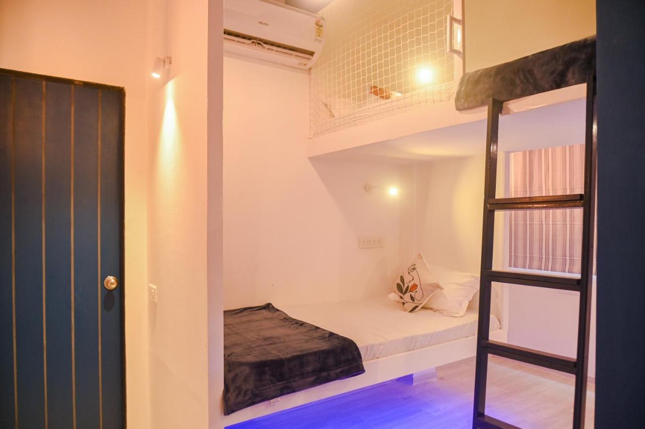 The Voyage - Cafe Hostel Cowork ปูเน่ ภายนอก รูปภาพ
